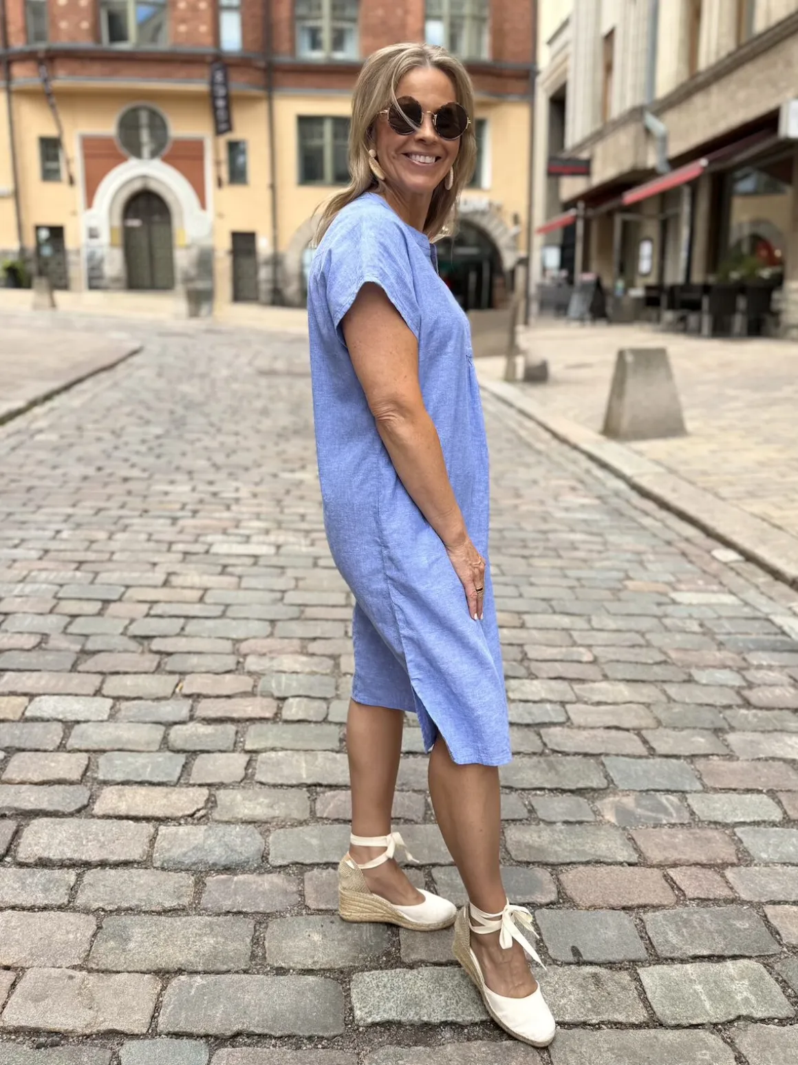 ARLETTY MEKKO; VAALEANSINIMELERATTU