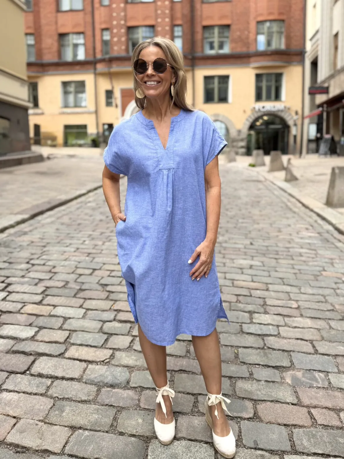 ARLETTY MEKKO; VAALEANSINIMELERATTU