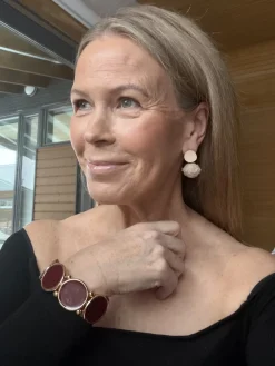 Ava käsikoru; kulta/tummanpunainen