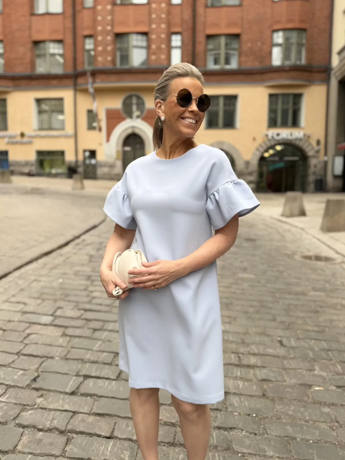 DW Charlotte fyrryhihoilla; vaaleansininen