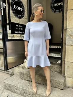 DW Elle mekko; vaaleansininen