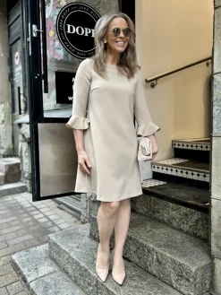 DW Vera mekko; beige