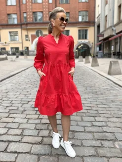 Flika Antoinett mekko 3/4 hiha; punainen