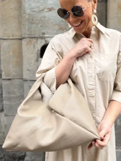 Kiri nahkalaukku; beige