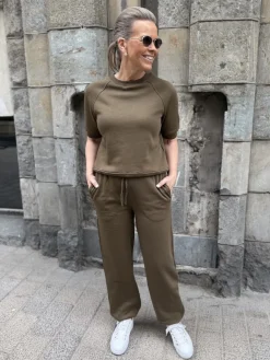 SL Rolanda lyhythihainen svetari; pyökki